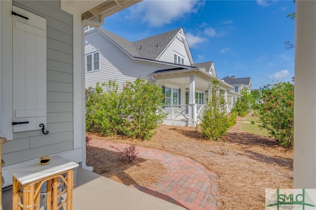view of patio / terrace with a porch