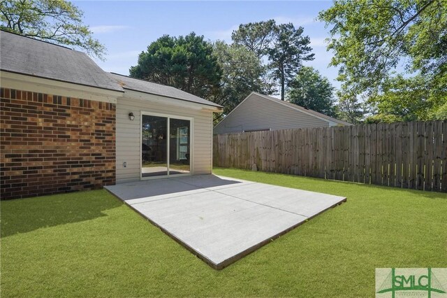 121 Pelican Ln, Richmond Hill, GA 31324 - exterior space with fence and a patio area