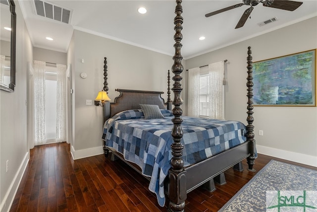 bedroom with visible vents, ornamental molding, and baseboards