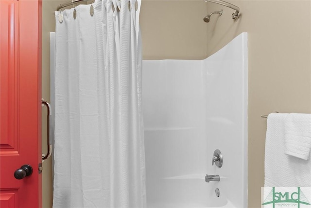 full bathroom featuring shower / tub combo