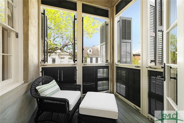 view of sunroom / solarium
