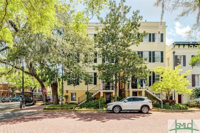 3 W Jones St Unit 4A, Savannah, GA 31401 - view of building exterior with stairs