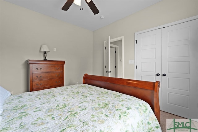 856 E 35th St, Savannah, GA 31401 - carpeted bedroom with a closet and a ceiling fan
