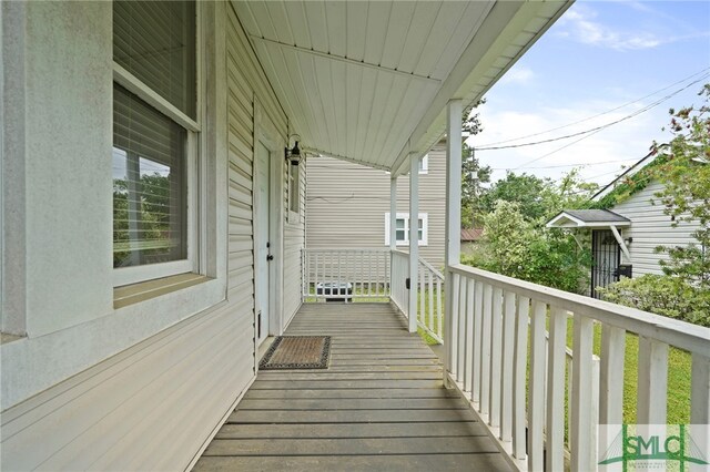 856 E 35th St, Savannah, GA 31401 - view of deck
