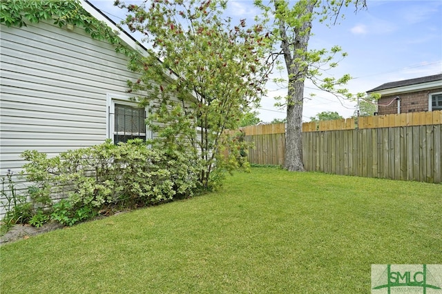 856 E 35th St, Savannah, GA 31401 - view of yard featuring fence