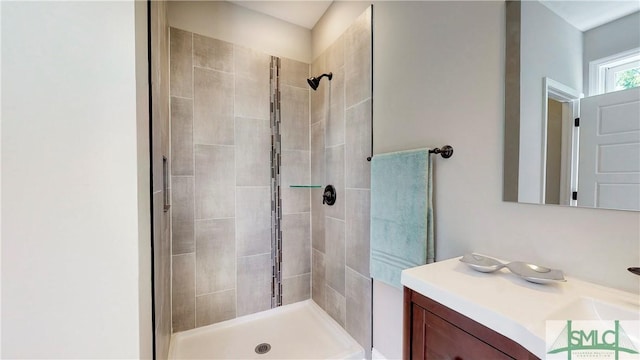 856 E 35th St, Savannah, GA 31401 - bathroom featuring tiled shower and vanity