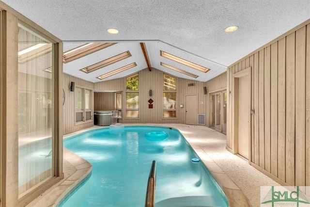 11 Fat Friars Retreat Retreat, Savannah, GA 31411 - indoor pool featuring a skylight