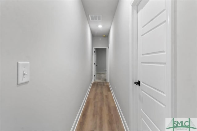 333 Crosswinds Dr, Rincon, GA 31326 - hall featuring wood finished floors, baseboards, and recessed lighting