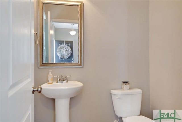 901 Garden Hills Loop, Richmond Hill, GA 31324 - bathroom featuring toilet