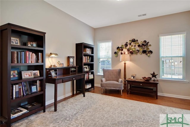 901 Garden Hills Loop, Richmond Hill, GA 31324 - sitting room featuring wood finished floors and baseboards