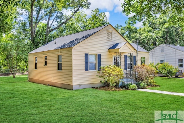 239 Chatham Ave, Pooler, GA 31322 - view of front of home with a front yard and crawl space