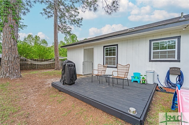 938 Greenbriar Trl, Hinesville, GA 31313 - wooden terrace with fence