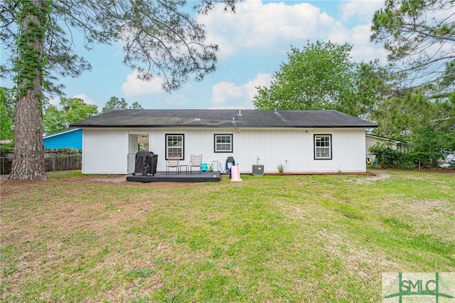 938 Greenbriar Trl, Hinesville, GA 31313 - back of house featuring a deck and cooling unit