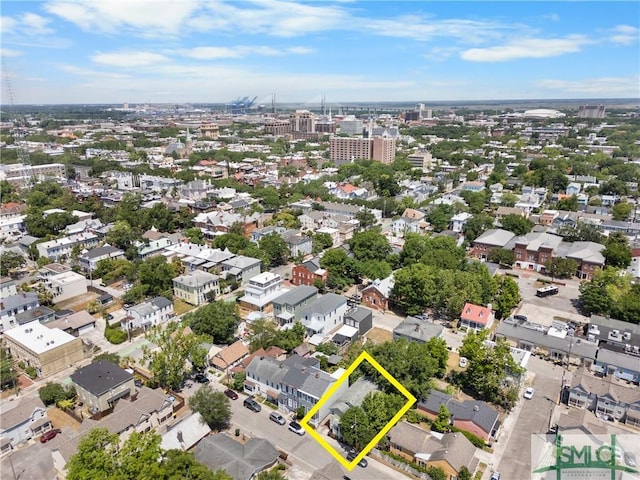 524 Nicoll St, Savannah, GA 31401 - aerial view of property's location featuring property parcel outlined
