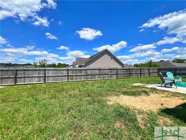 111 Auburn Cir, Glennville, GA 30427 - view of yard with a patio
