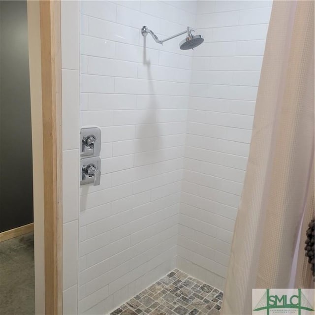 26 Cason Dr, Pembroke, GA 31321 - full bathroom with tiled shower