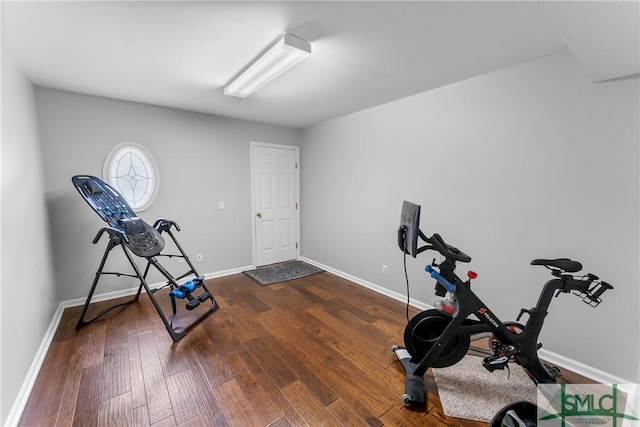 6 Baysprings Pt, Savannah, GA 31405 - exercise area with baseboards and dark wood finished floors