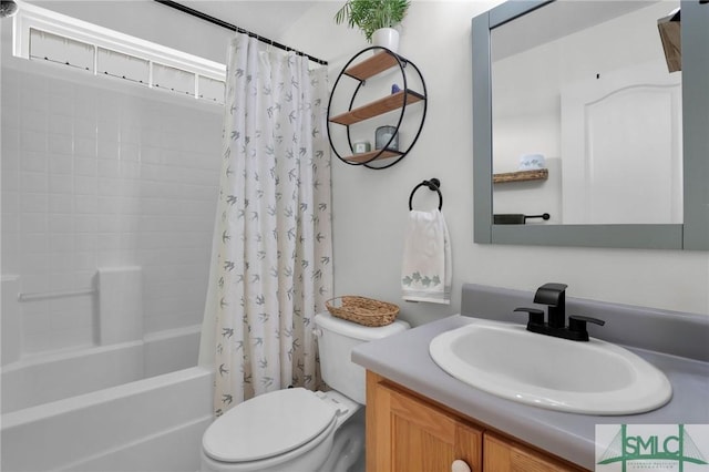 113 Taylor Ct, Richmond Hill, GA 31324 - full bath with toilet, shower / bathtub combination with curtain, and vanity