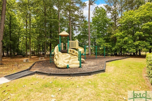 38 Travertine Cir, Savannah, GA 31419 - community playground with view of scattered trees and a lawn