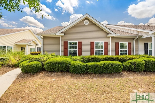 38 Travertine Cir, Savannah, GA 31419 - view of front facade featuring a shingled roof