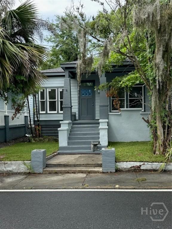 726 W Victory Dr, Savannah, GA 31405 - photo 2