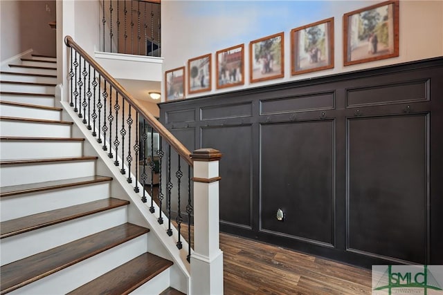 309 Nashview Trl, Allenhurst, GA 31301 - stairway featuring wood finished floors