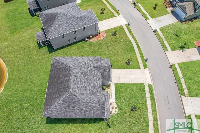 aerial view of property and surrounding area