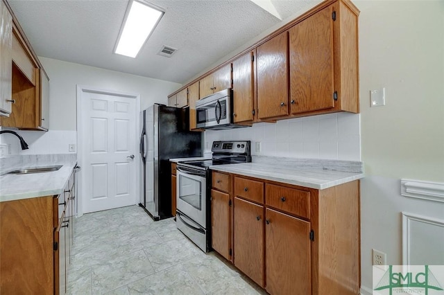 233 Jasper Ln, Rincon, GA 31326