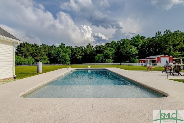 1840 Mccall Rd, Rincon, GA 31326 - swimming pool featuring a patio
