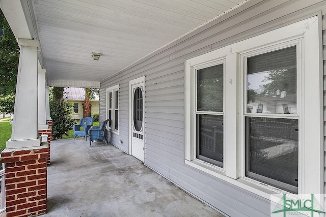 8 Georgia St, Pembroke, GA 31321 - view of covered porch