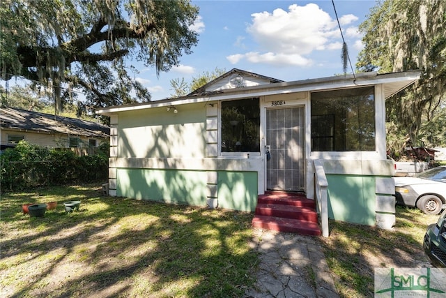 3808 Elmdale Ave, Savannah, GA 31405 - view of front of property featuring a front yard