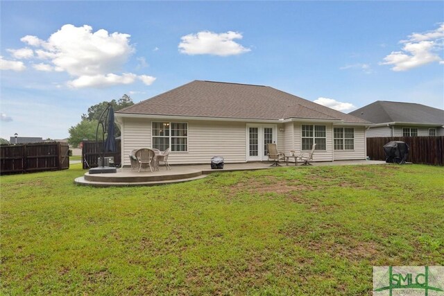 21 Carlisle Ln, Savannah, GA 31419 - back of property with a patio