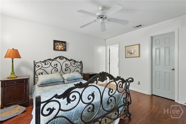 211 Edgewater Rd Unit 22, Savannah, GA 31406 - bedroom featuring dark wood finished floors, a ceiling fan, and baseboards