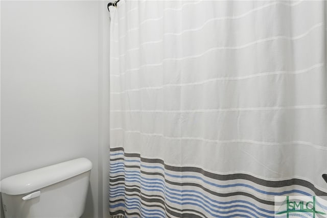 1546 Wilkins Rd, Midway, GA 31320 - full bath featuring toilet