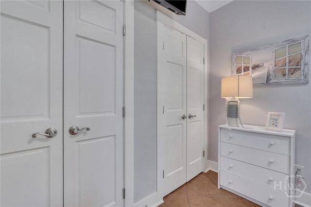5 17th St, Tybee Island, GA 31328 - corridor featuring light tile patterned floors
