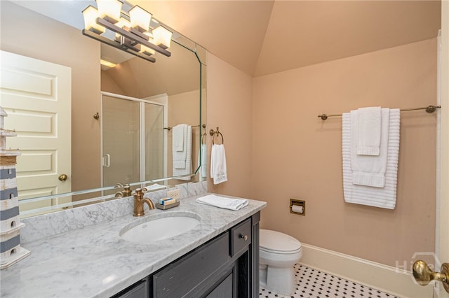full bath with a chandelier, a shower stall, lofted ceiling, vanity, and toilet