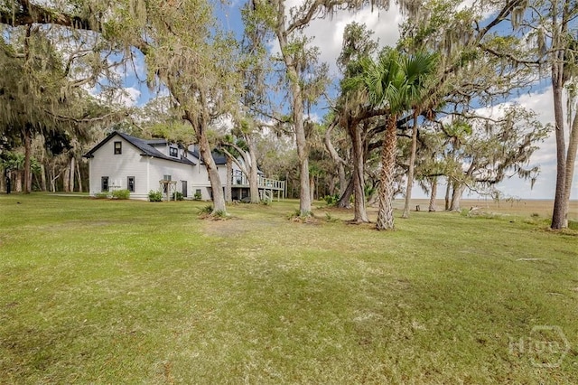 view of grassy yard