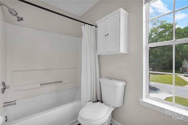 2 Mclaughlin Ct, Savannah, GA 31419 - full bath featuring shower / bath combination with curtain, toilet, and baseboards