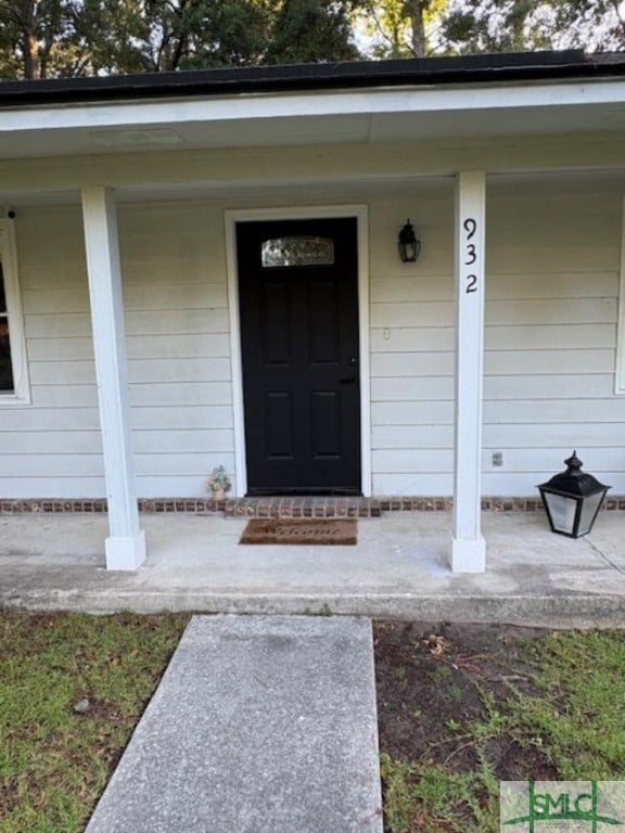 932 Millstream Ct, Savannah, GA 31419 - entrance to property with a porch