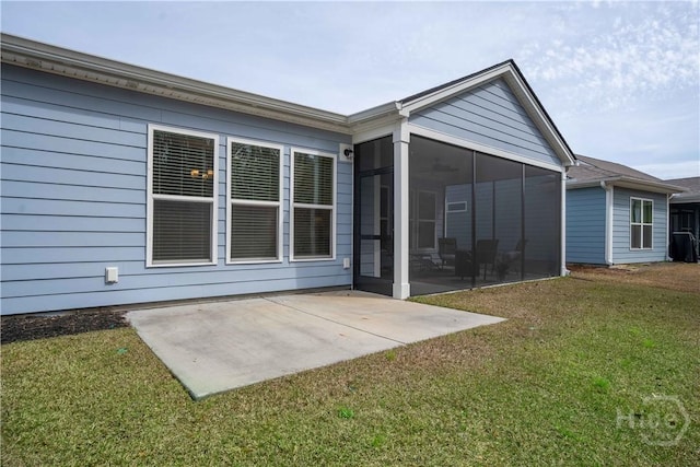 137 Harvest Hl, Pooler, GA 31322 - rear view of property featuring a patio, a sunroom, and a lawn