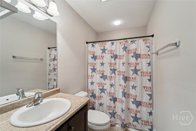 1107 Creekside Cir, Hinesville, GA 31313 - full bathroom featuring toilet, a textured ceiling, vanity, and curtained shower