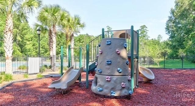 48 Chapel Lk N, Savannah, GA 31419 - view of community play area