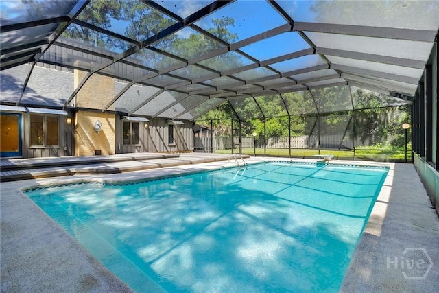 2402 Easy St, Savannah, GA 31406 - swimming pool featuring fence and a lanai