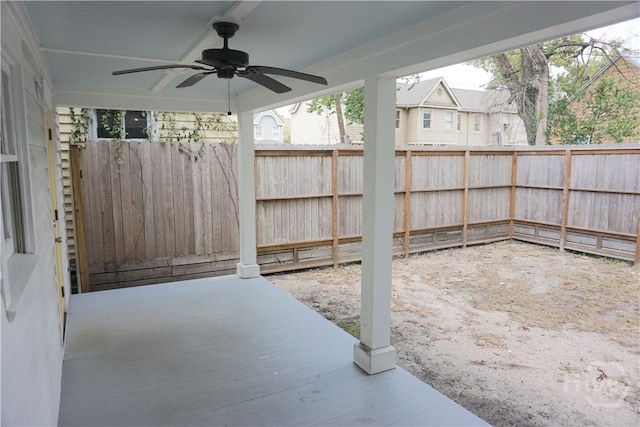 514-516 E Hall St, Savannah, GA 31401 - view of patio / terrace with ceiling fan and a fenced backyard