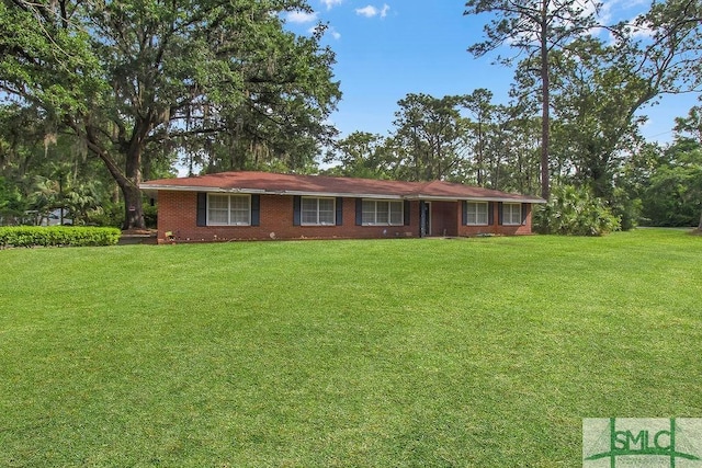 156 Lansing St, Brunswick, GA 31525 - single story home featuring a front yard