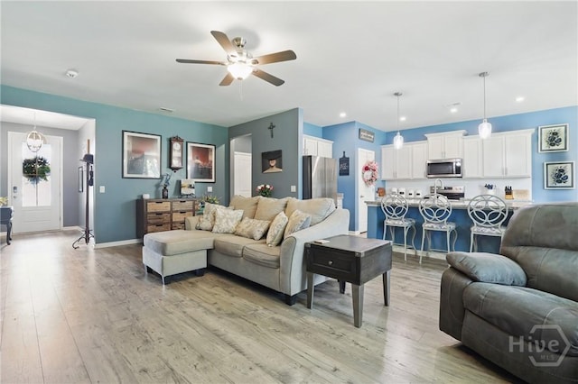 203 Merganser Dr, Pooler, GA 31322 - living area featuring ceiling fan, light wood-style flooring, baseboards, and recessed lighting