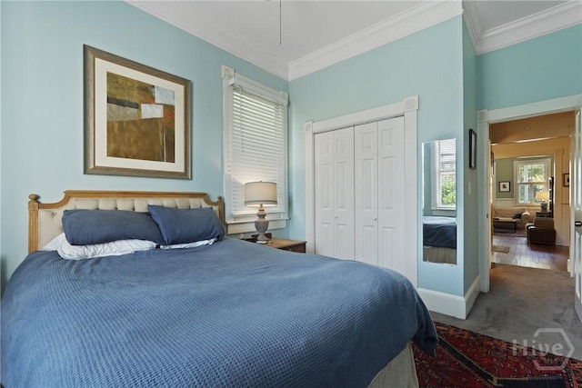 542 E Gaston St Unit A, Savannah, GA 31401 - bedroom with ornamental molding, a closet, and baseboards