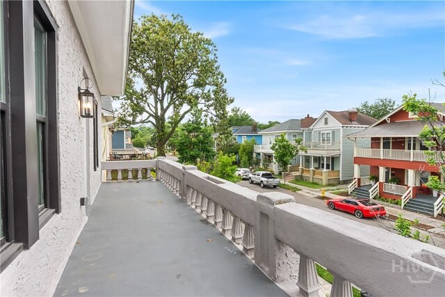 523 E 39th St, Savannah, GA 31401 - balcony with a residential view