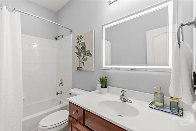 2 Misty Marsh Ct, Savannah, GA 31419 - bathroom featuring toilet, shower / tub combo with curtain, and vanity