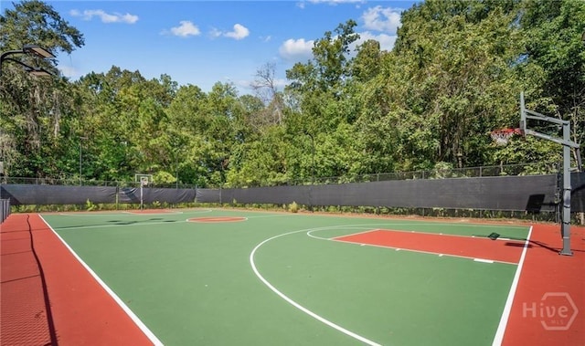 2 Misty Marsh Ct, Savannah, GA 31419 - view of sport court with community basketball court and fence